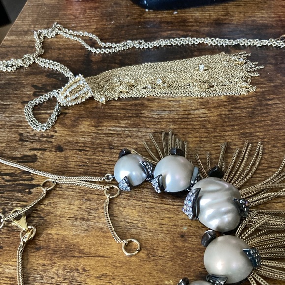 Lot of 2 Alexis Bittar necklaces.  All stones intact. Very good condition. - Picture 3 of 8